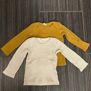 Pair of Quincy Mae long-sleeved ribbed shirts, Size 12-18 months
